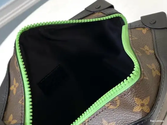 Cheap LOUIS SOFT TRUNK VUITTON 0704